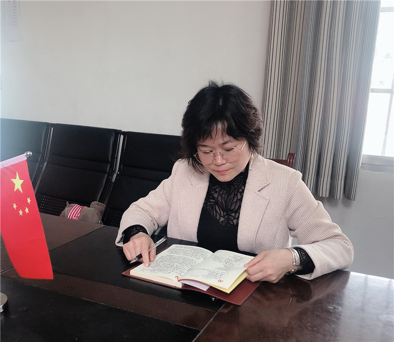 吉首大学陈玉凤：贡献没有够 也永远做不够